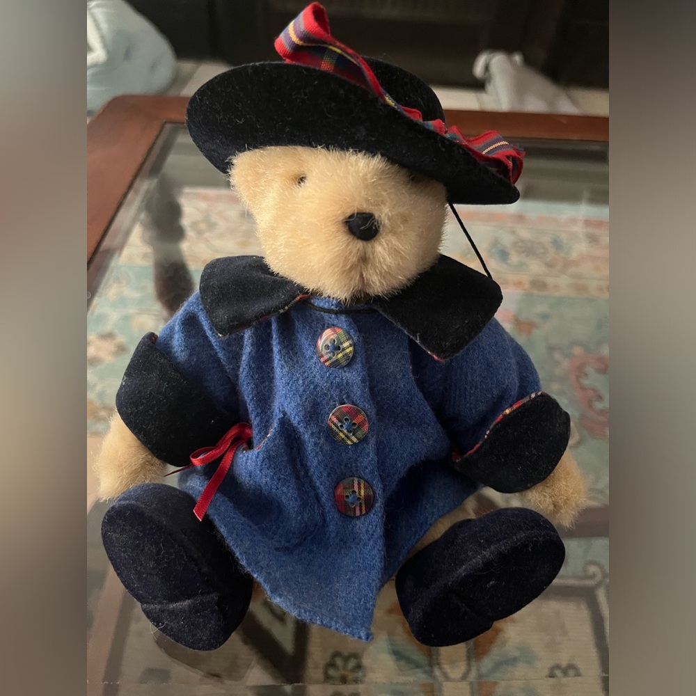 Grand Tour Muffy Vanderbear